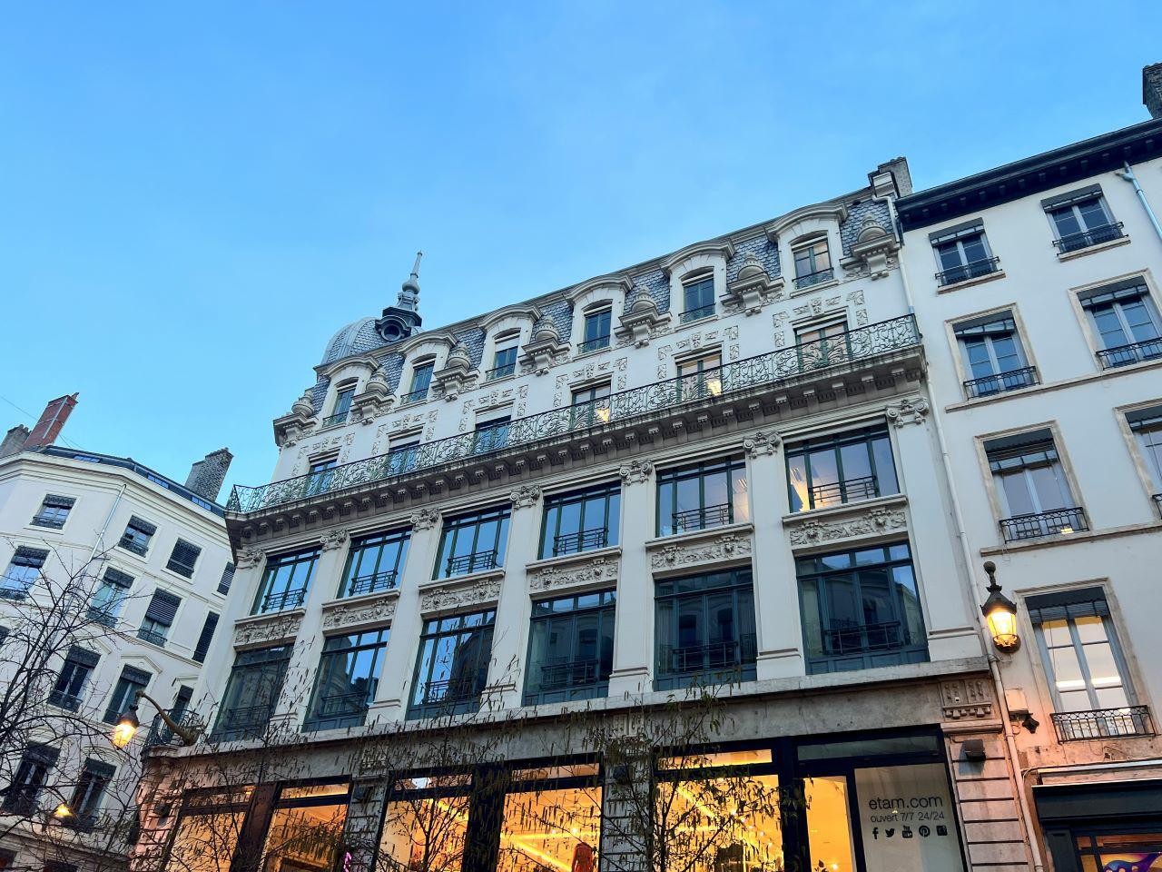 Bureau Lyon 130m² Location bureau Lyon Rhône OLBUR2207673 0